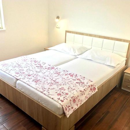 Apartmani Maki Omis Exterior photo