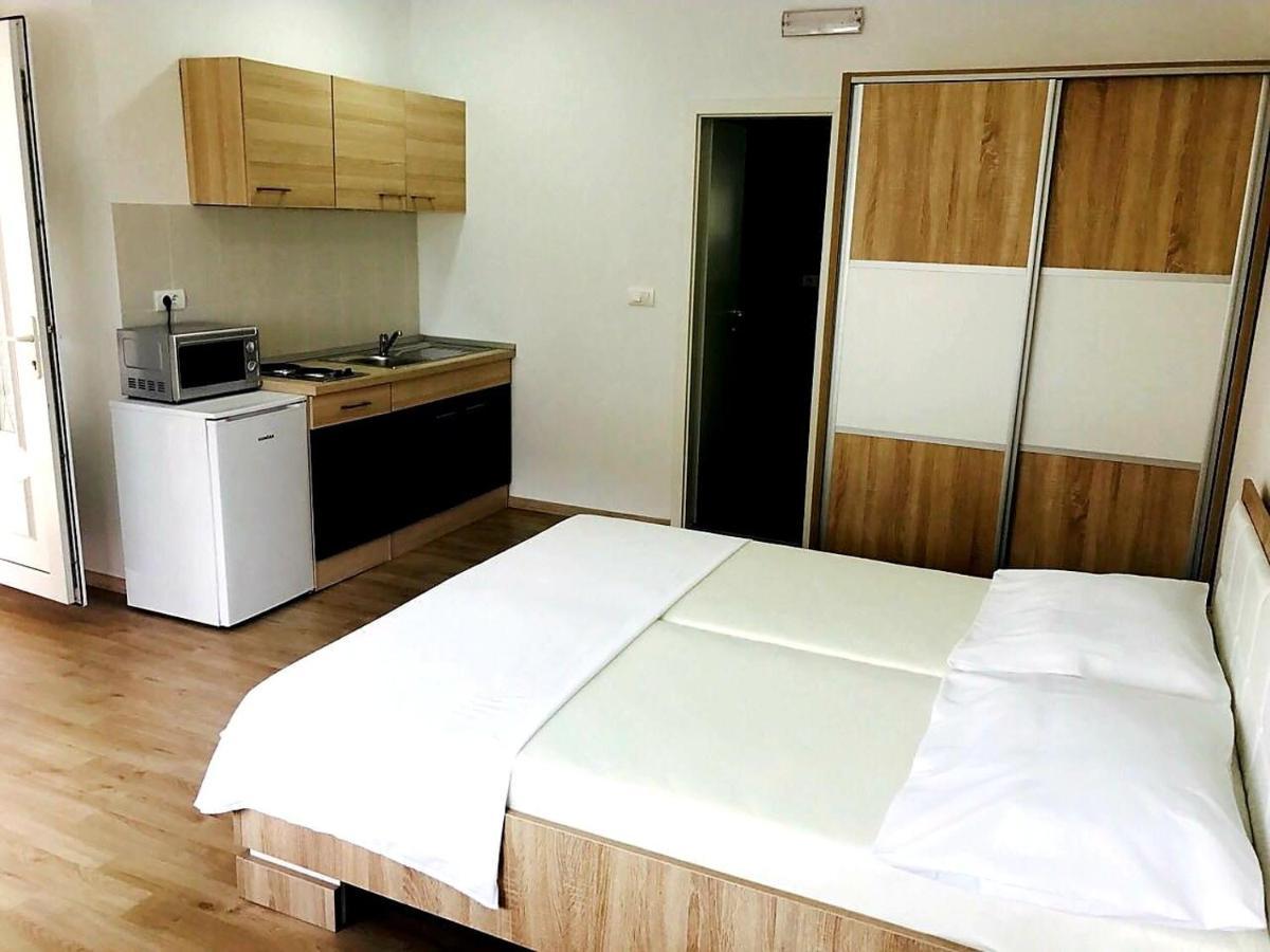 Apartmani Maki Omis Exterior photo
